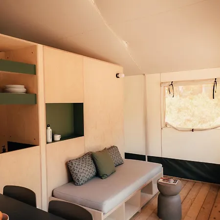 Wecamp بيت خشبي *